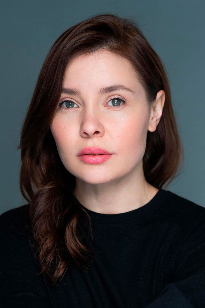 Anastasiya Chueva backdrop