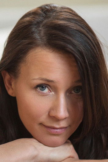 Magdalena Kizinkiewicz backdrop