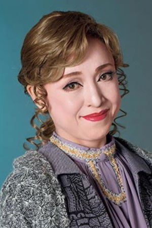 Itsumine Aki backdrop