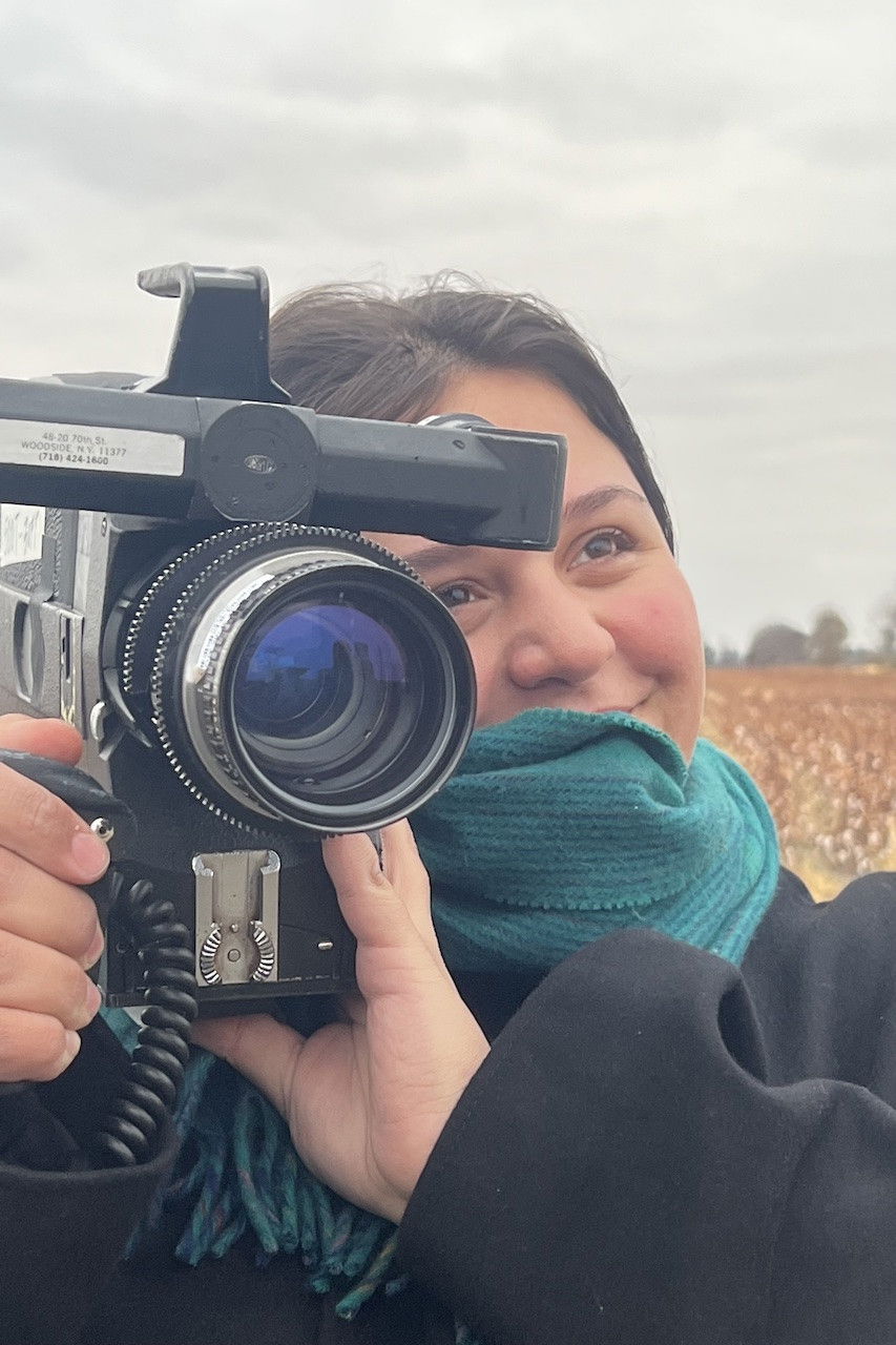 Hannah Dell backdrop