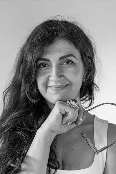 Noura Kevorkian backdrop