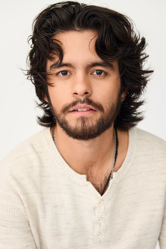 Joshua Bilbao backdrop