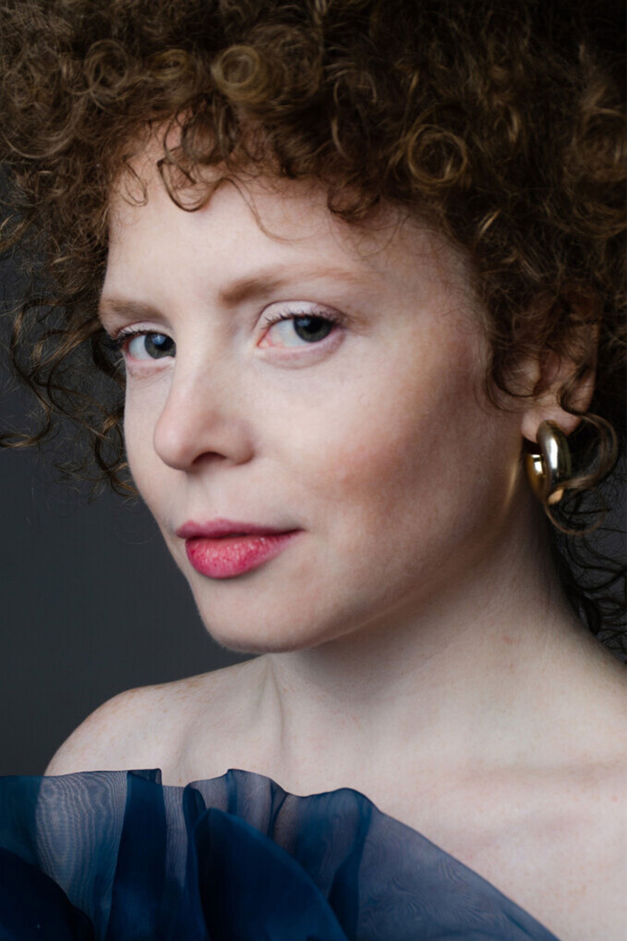 Ananda Scaravelli backdrop