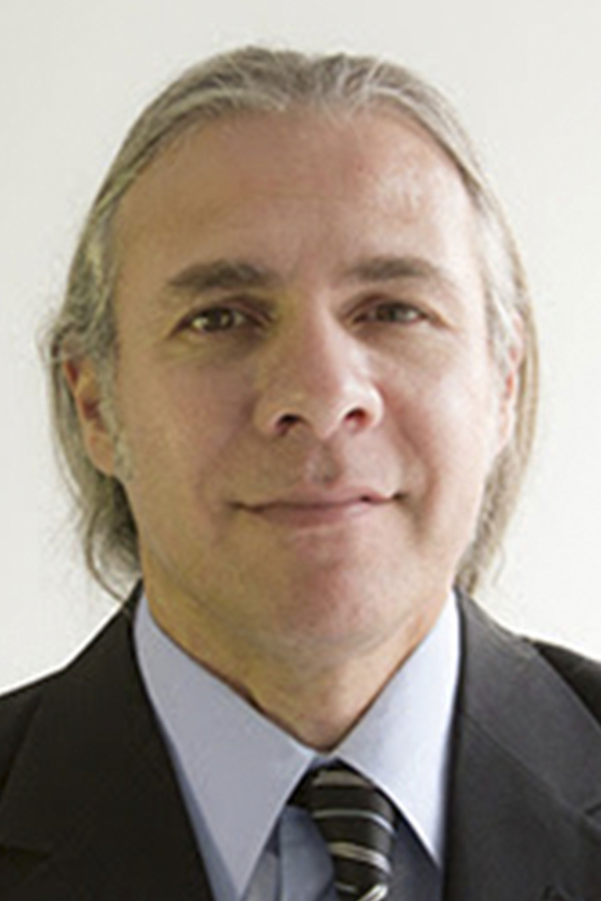 Oberdan Quintino backdrop