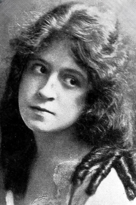 Gypsy Abbott backdrop