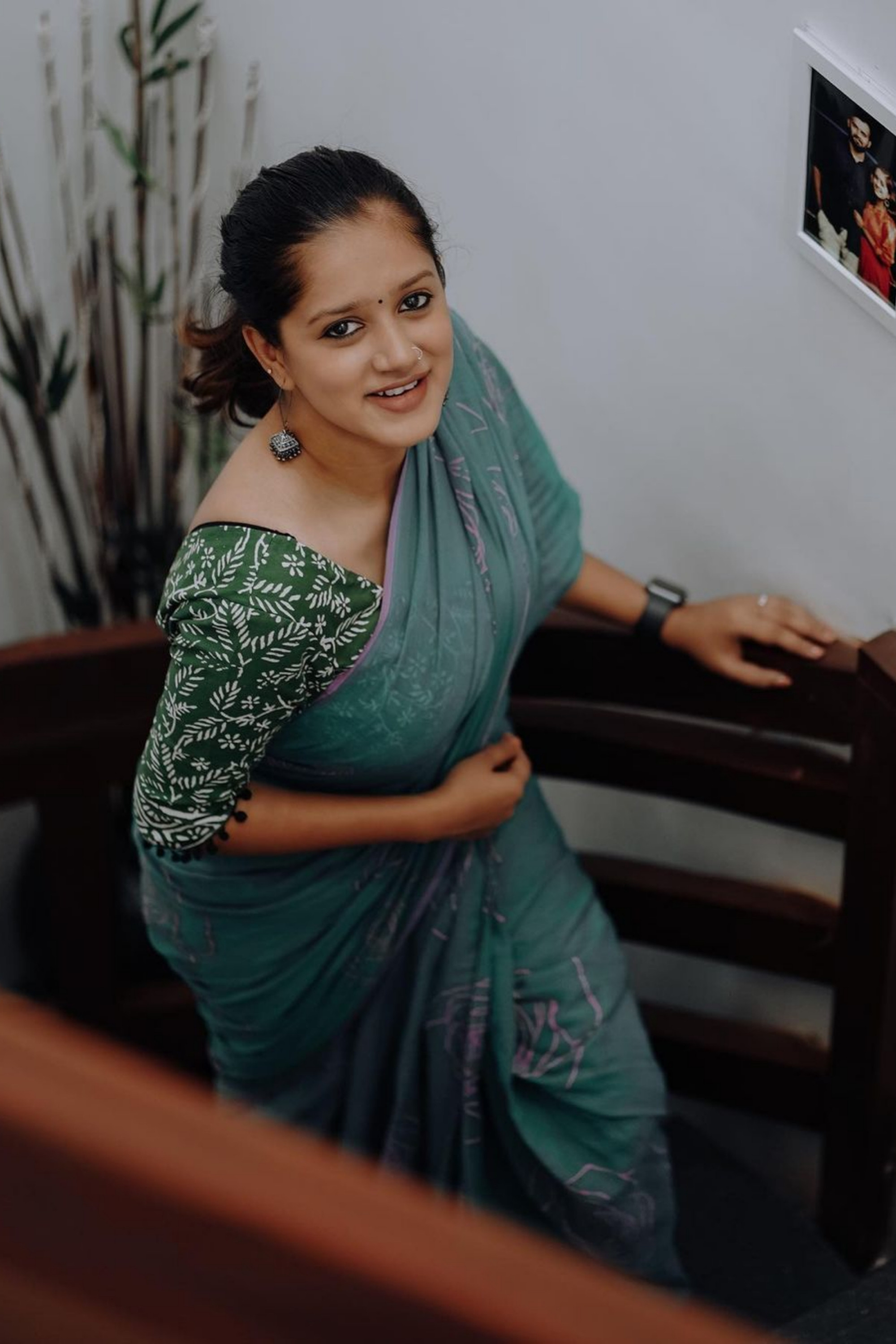 Amritha  Menon backdrop