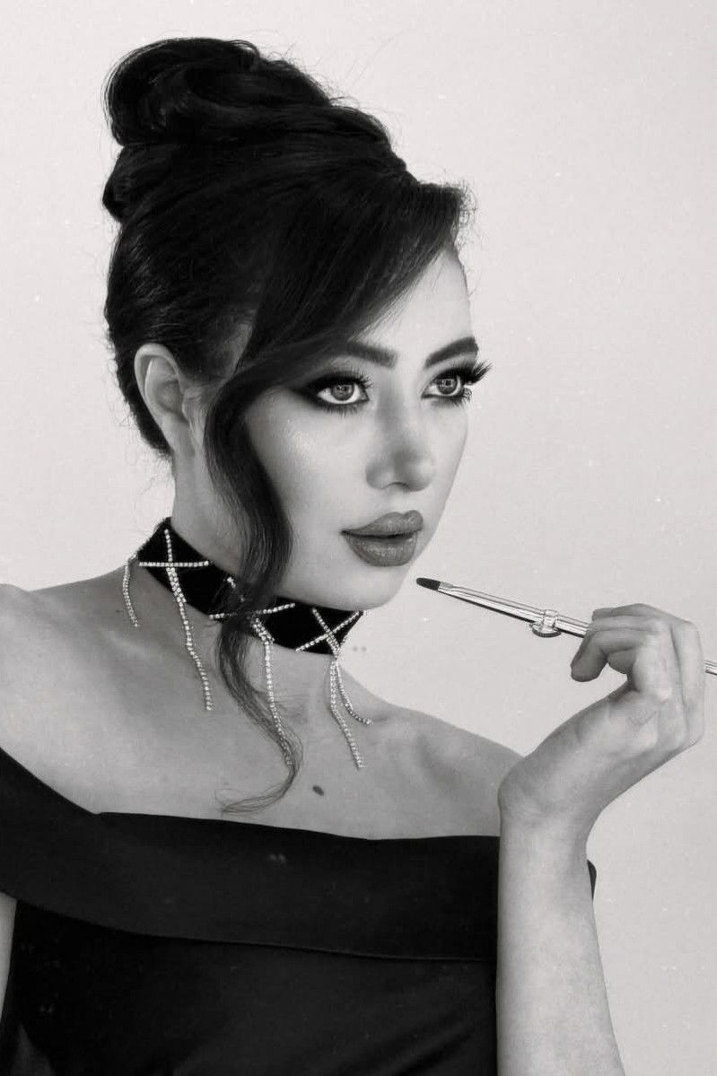 Srbuhi Avanesyan backdrop