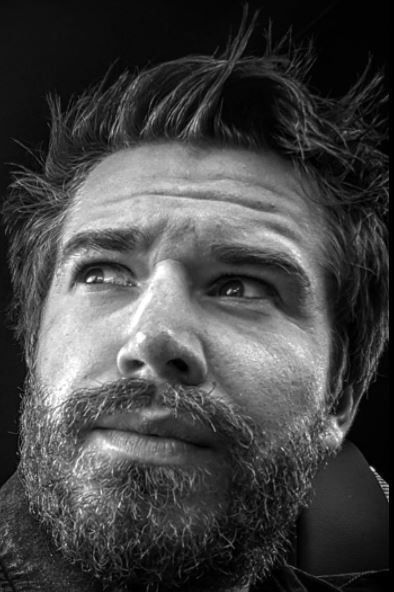 Quinten Stoffin backdrop