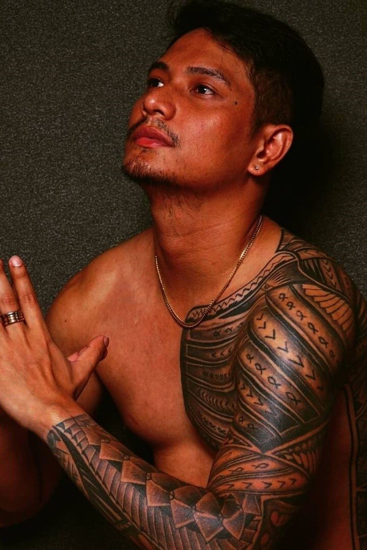 Massimo Scofield backdrop