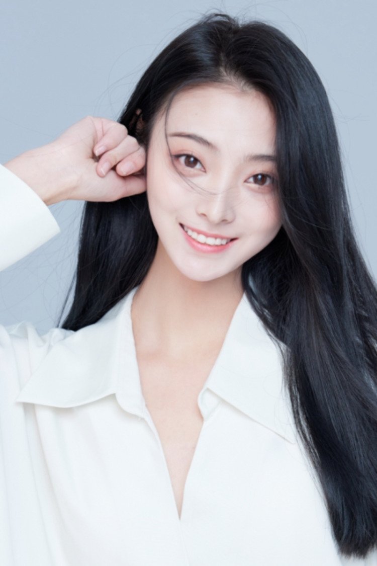 Zhang Xintong → Xhang Xintong backdrop