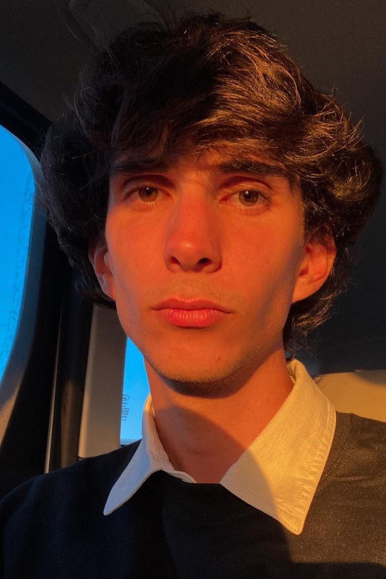 Joaquín Salvador backdrop