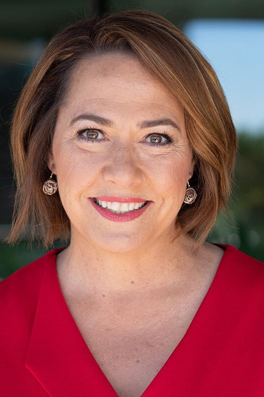 Lisa Millar backdrop