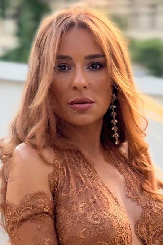 Tunzale Agayeva backdrop