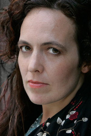 Suzan Mekjun backdrop