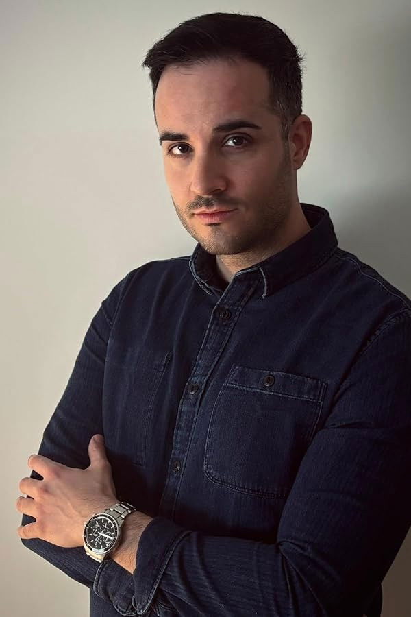 Mattia Riccio backdrop