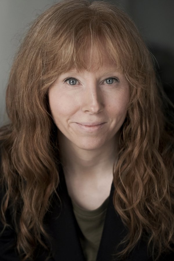 Sophie Lund backdrop