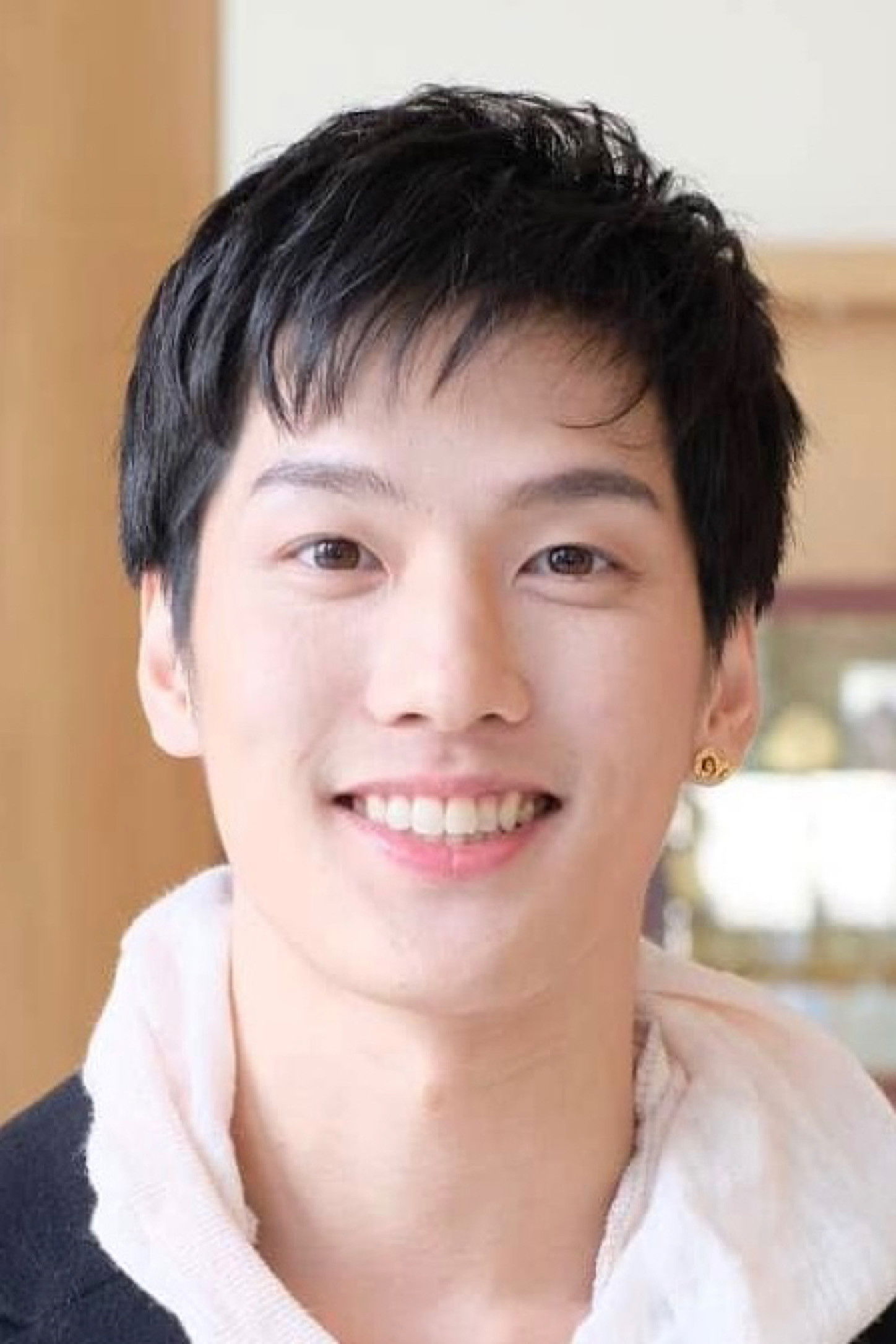 Thanothai Euamornrat backdrop