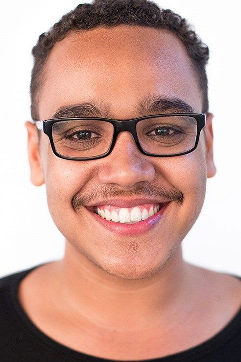 Genário Neto backdrop