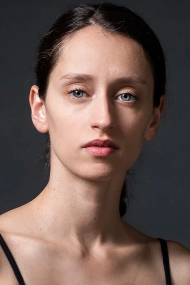 Silvia Saint-Martin backdrop