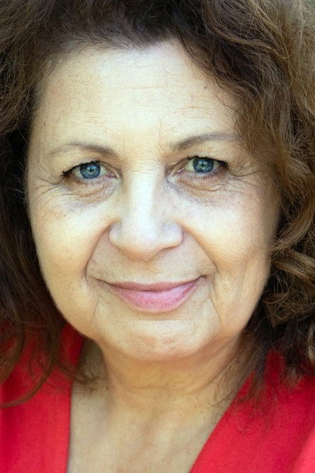 Régine Mondion backdrop