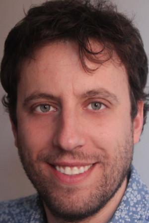 Toni López Bautista backdrop