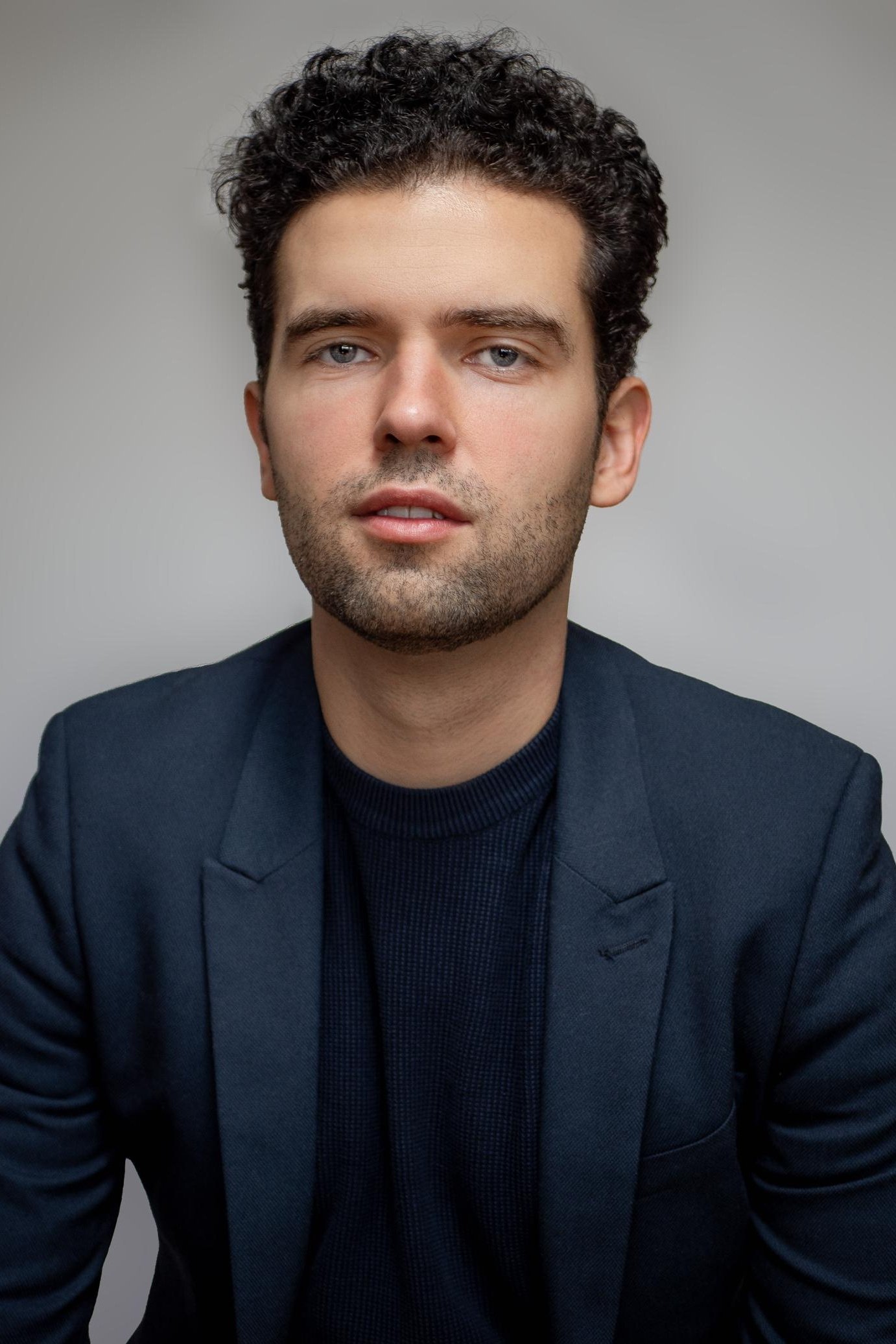 Justin Anthony backdrop