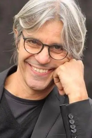 Luca Madonia backdrop