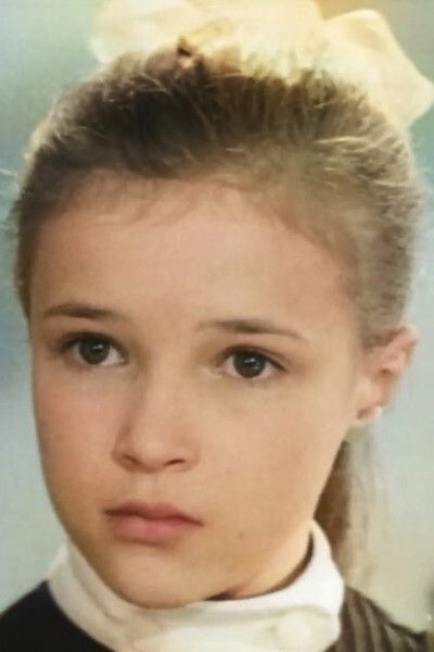 Ira Volkova backdrop