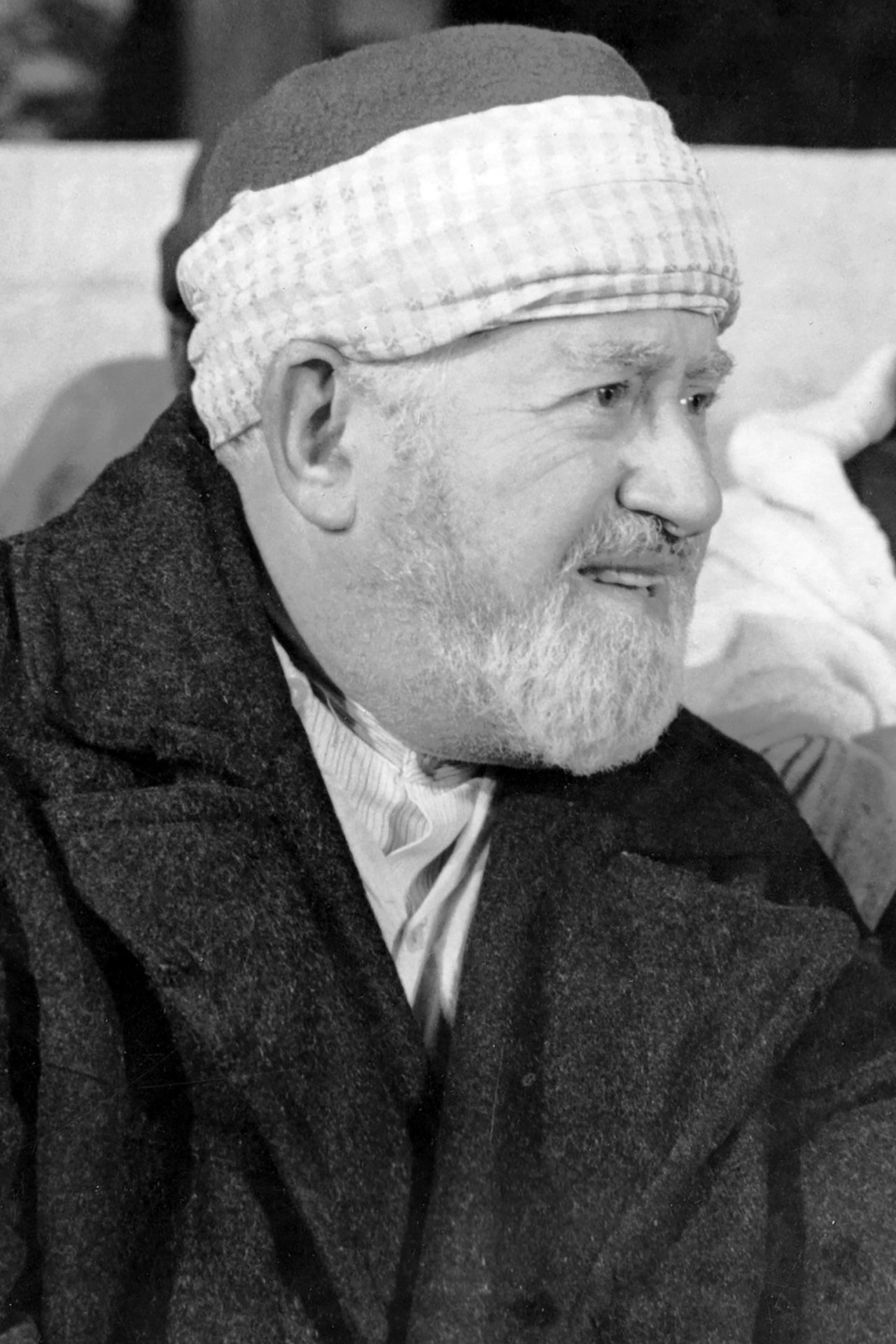 Mahieddine Bachtarzi backdrop