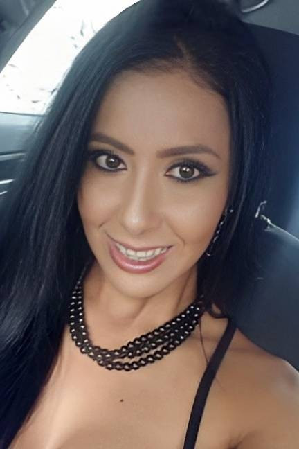 Çikalu Brasil backdrop