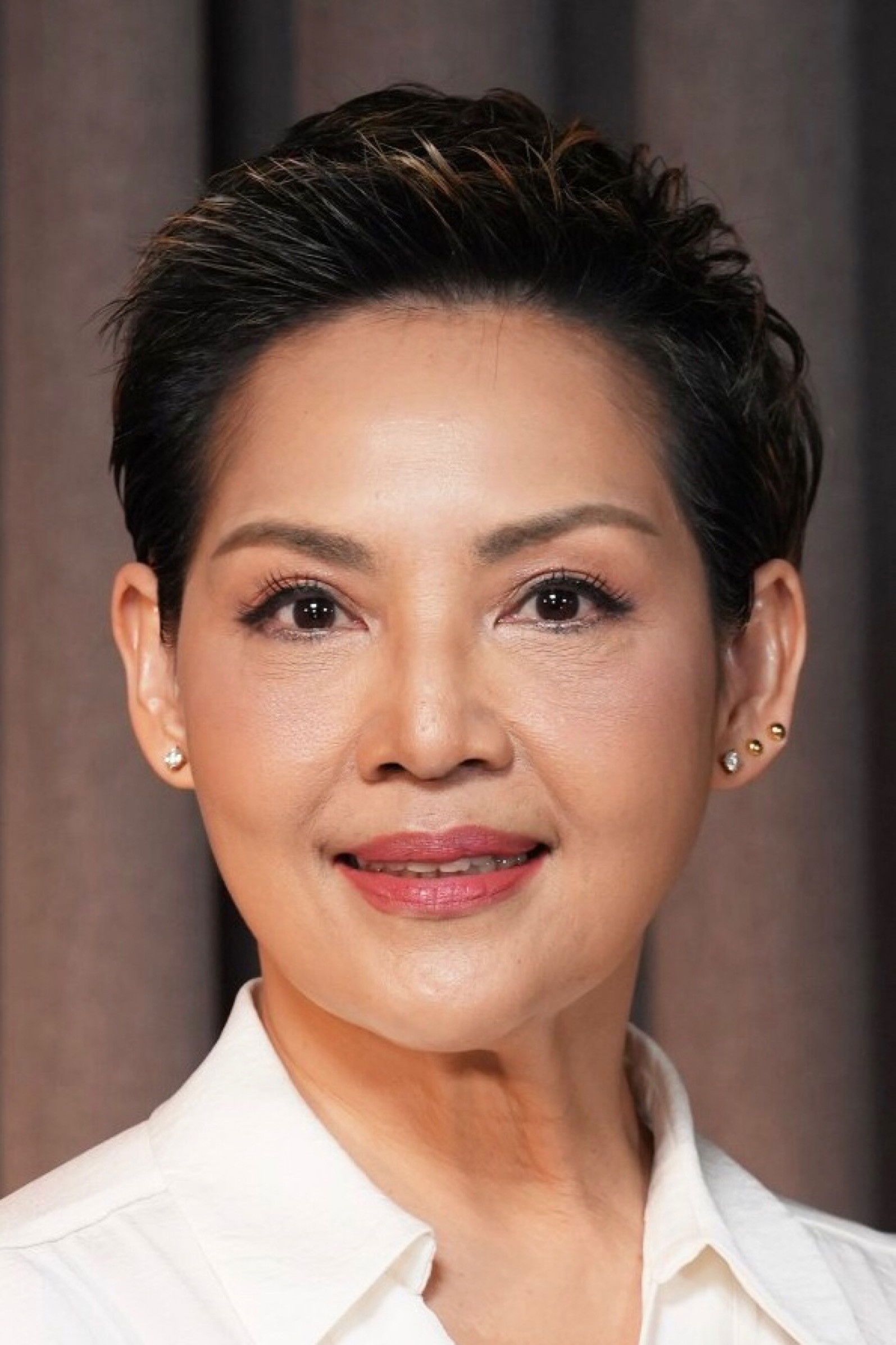 Kwantip Devakula backdrop