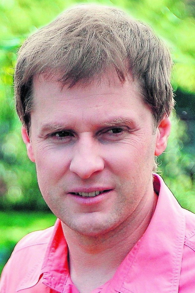 Krzysztof Respondek backdrop