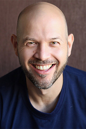 Paweł Parczewski backdrop