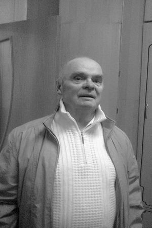 Arnold Sysuyev backdrop