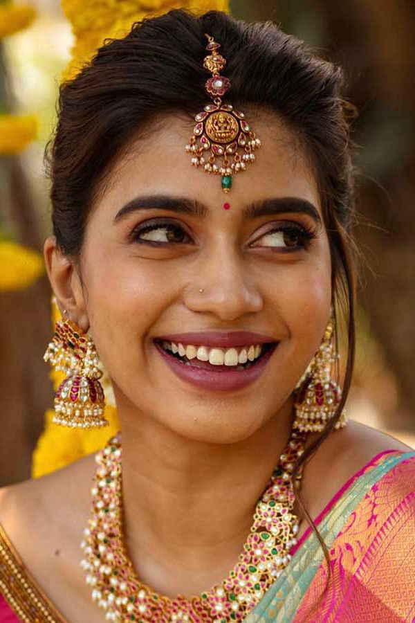 Vinsu Rachel Sam backdrop