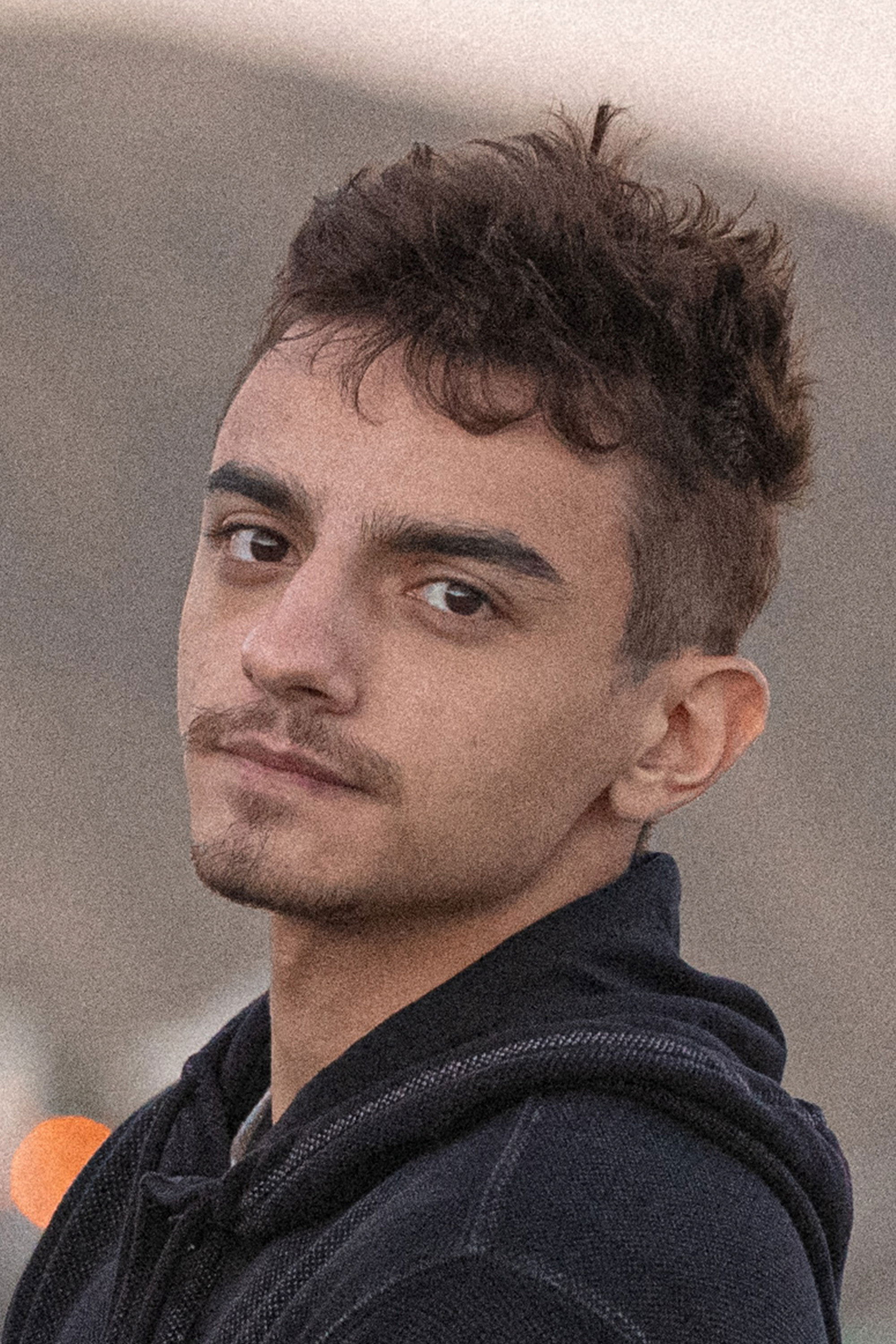 Octavio La Caria backdrop