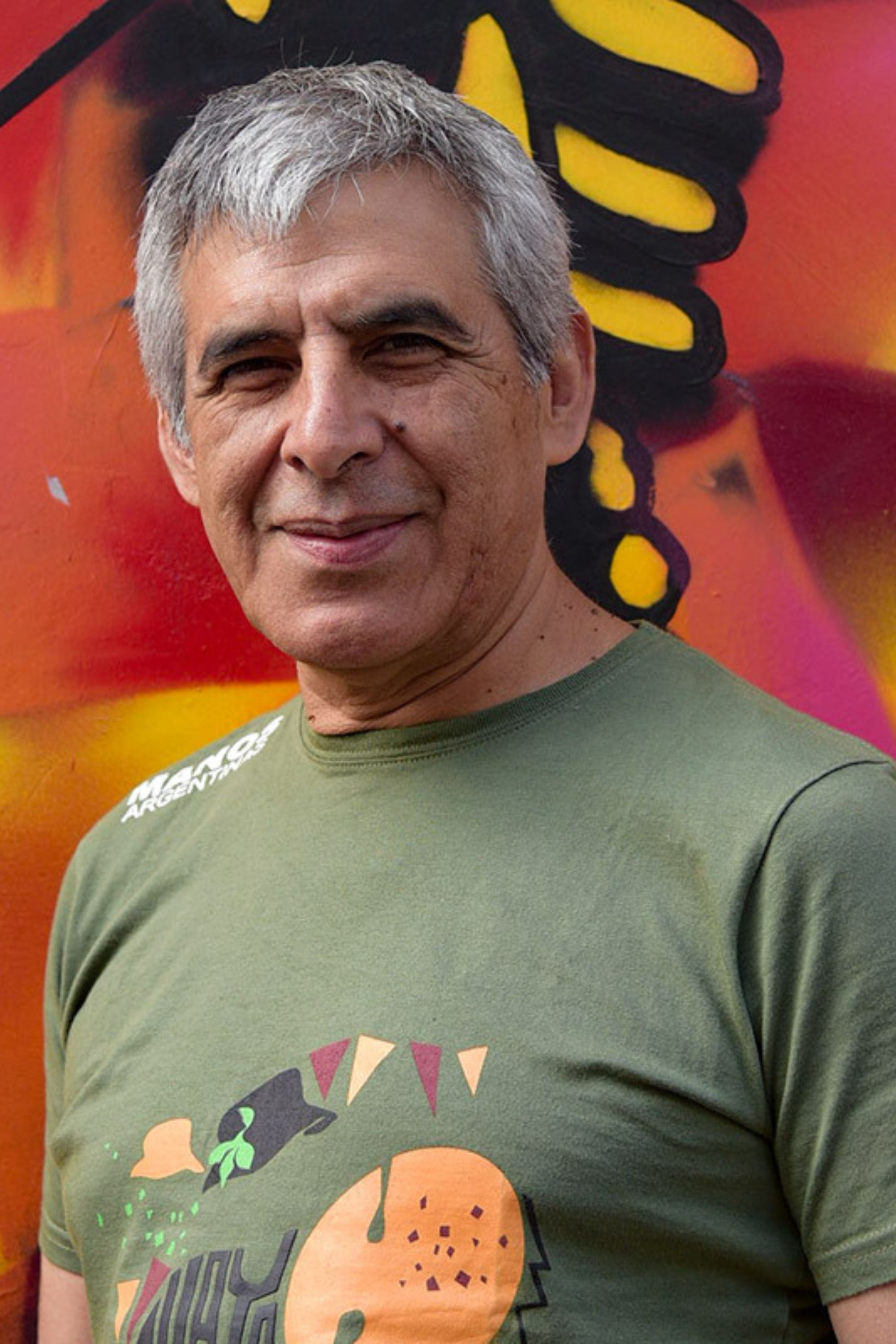 Peteco Carabajal backdrop