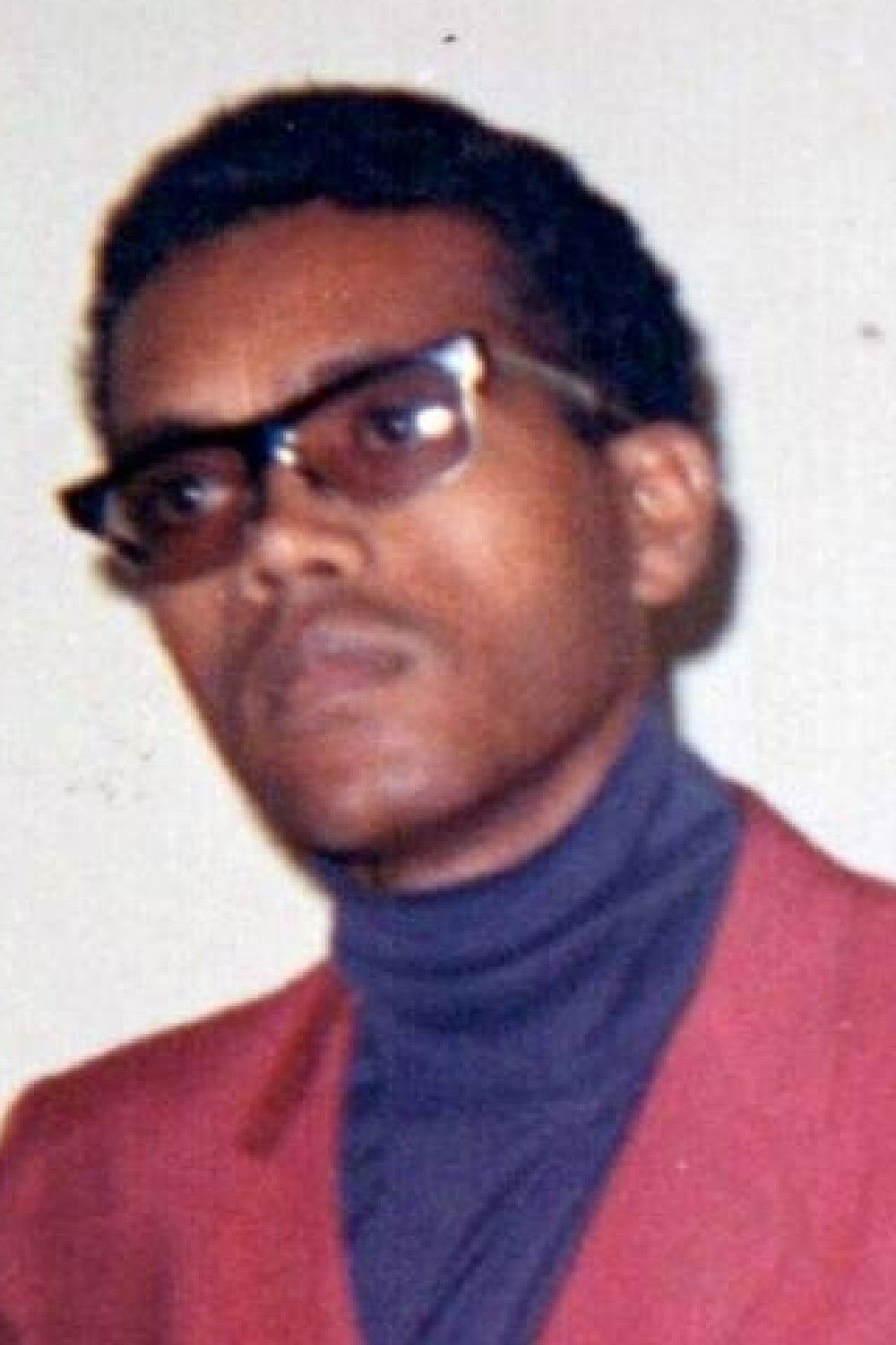 Amha Eshete backdrop