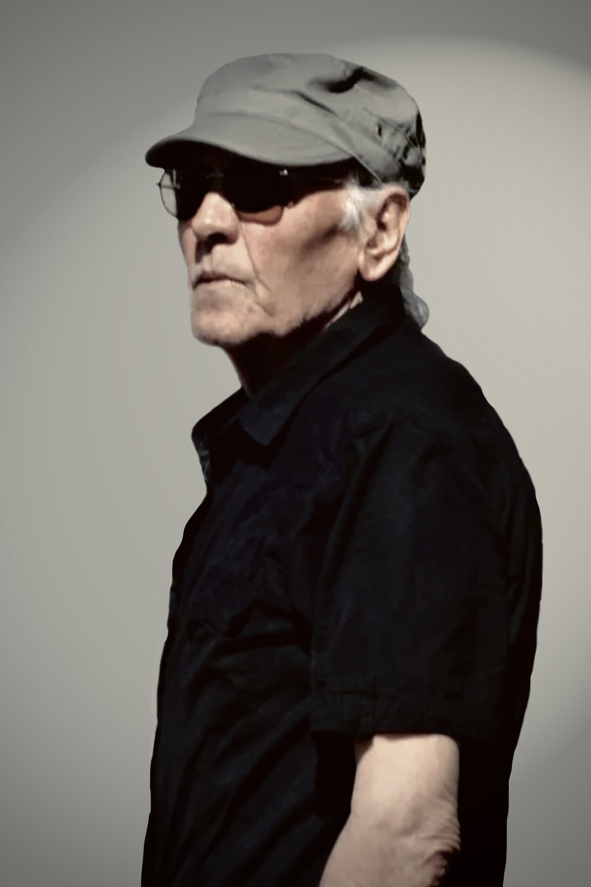 Abdelghani Mehdaoui backdrop