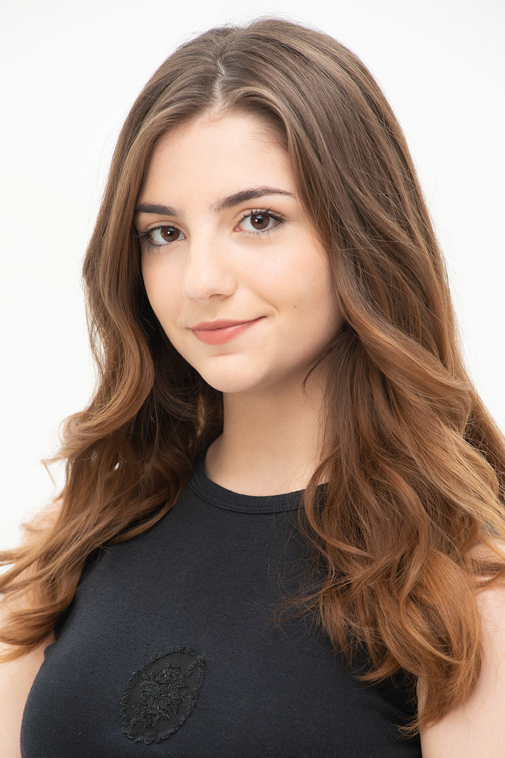 Fiorella Indelicato → Fiorela Indelikato backdrop