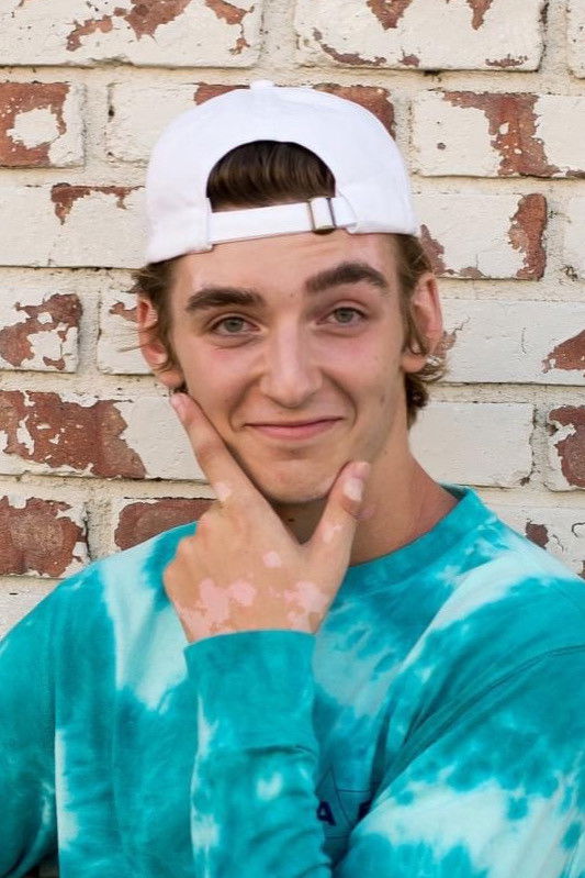 Jake Edwards backdrop