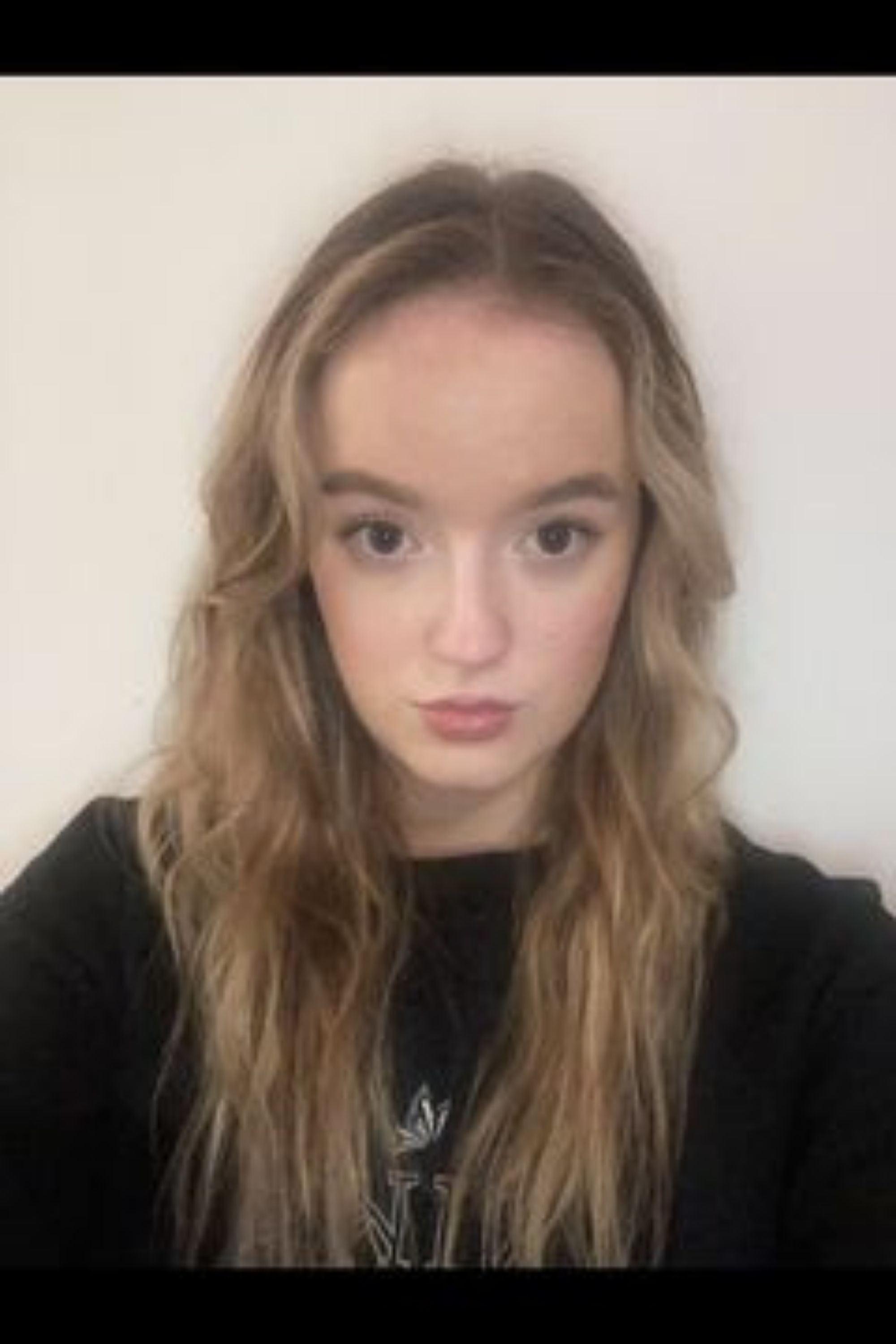 Justine Taggart backdrop