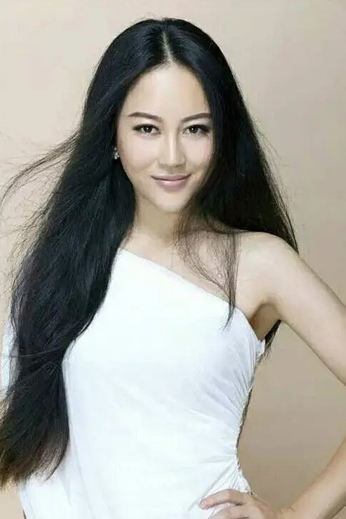 Yang Anqi backdrop