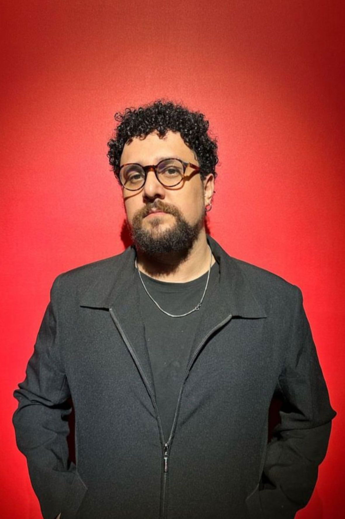 Otávio Fontes backdrop