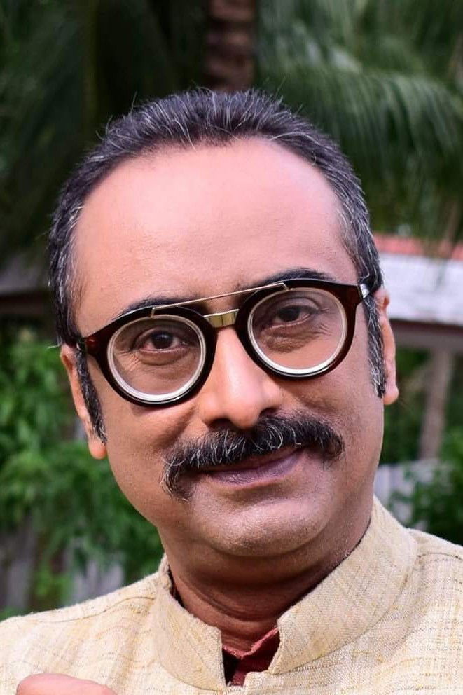 Saptarshi Ray backdrop