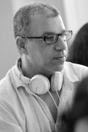 Eyal Kantor backdrop