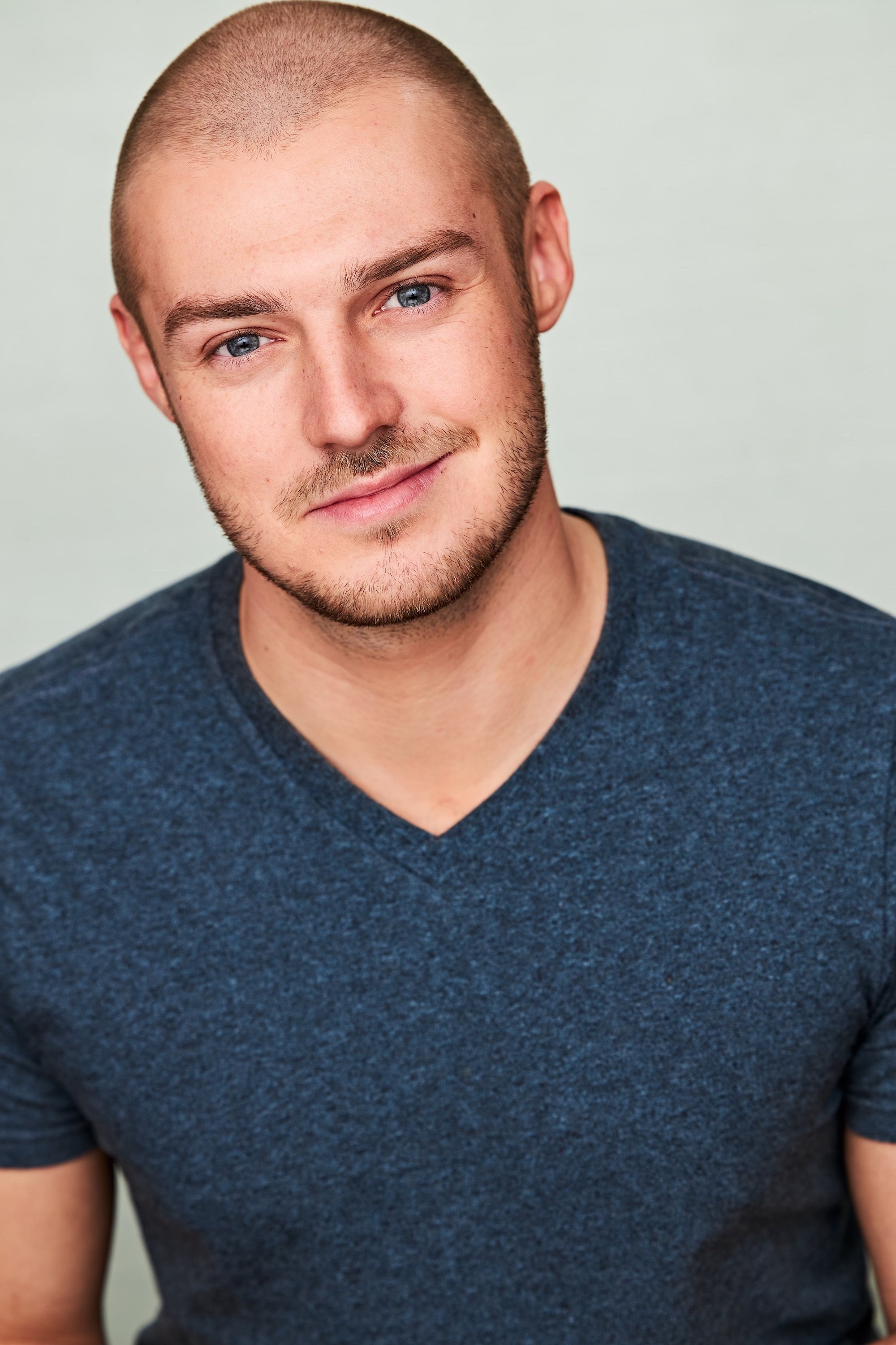 Evan Houdek backdrop