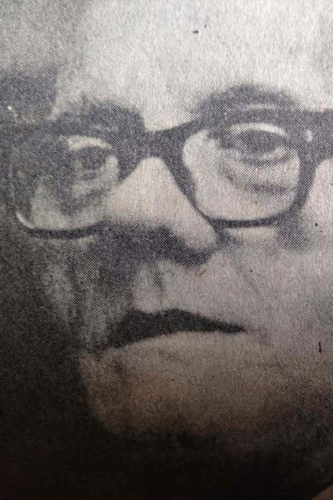 Hiranmoy Sen backdrop