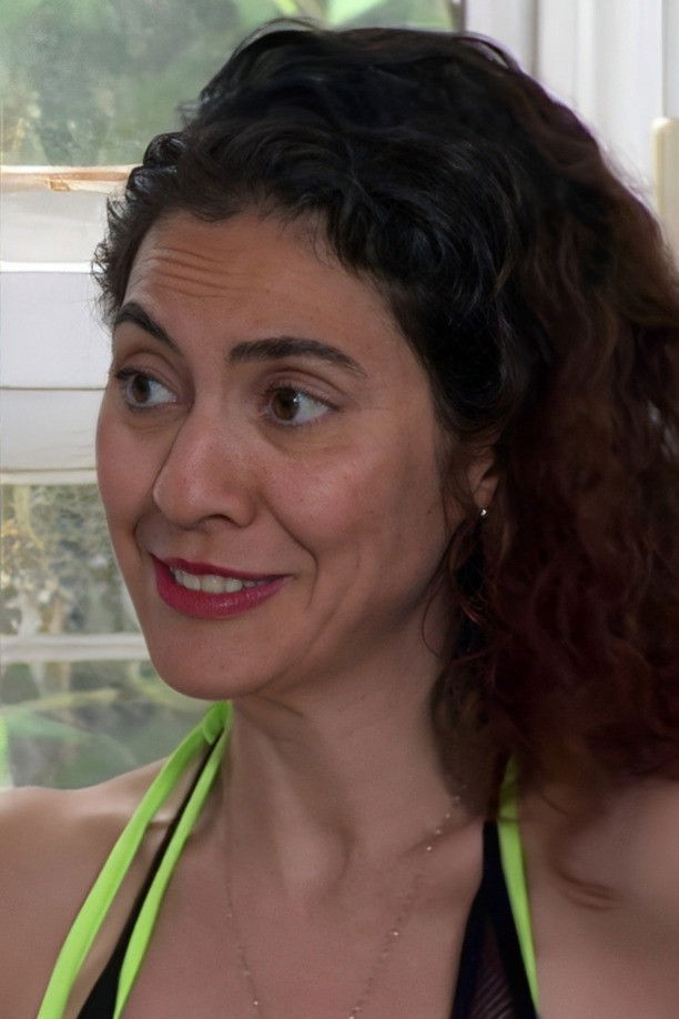 Faride Laget backdrop