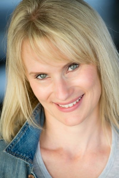 Mary Riitano backdrop